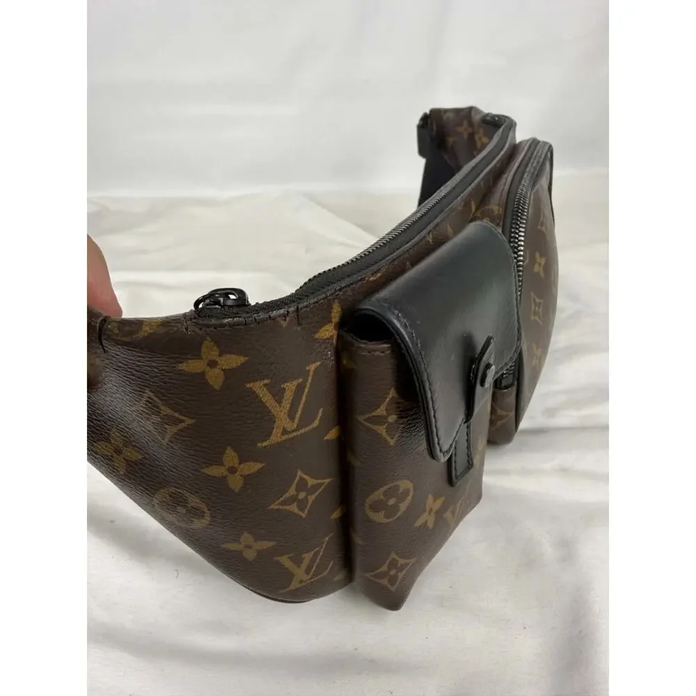 Louis Vuitton  good light